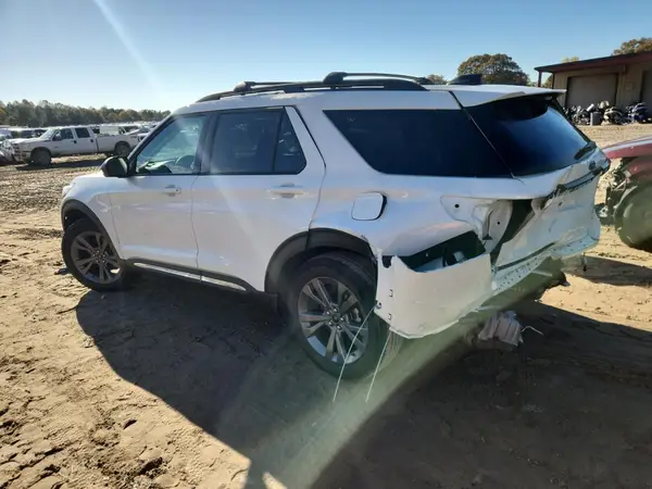 1FMUK8DH1SGB24620 2025 FORD EXPLORER - Image 2
