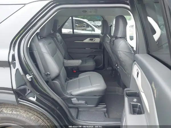 1FMUK8DH1SGB46682 2025 FORD EXPLORER - Image 8
