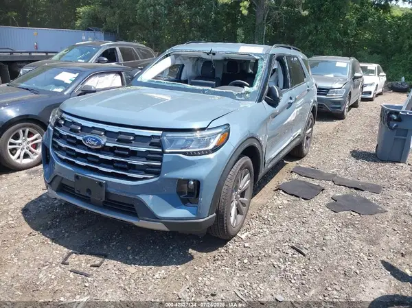 1FMUK8DH1SGB49761 2025 FORD EXPLORER - Image 2