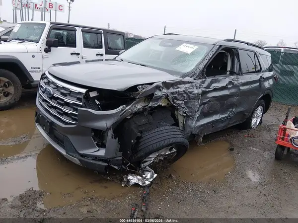 1FMUK8DH1SGB94618 2025 FORD EXPLORER - Image 2