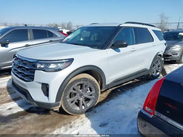 1FMUK8DH1TGA29573 2026 FORD EXPLORER - Image 2