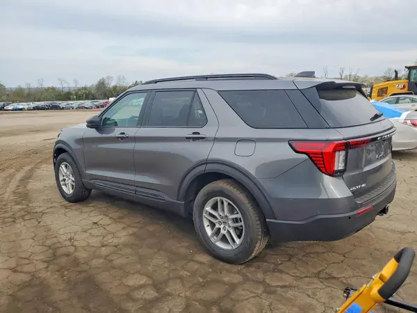1FMUK8DH1TGB15000 2026 FORD EXPLORER - Image 2