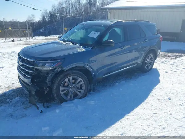 1FMUK8DH2SGA28530 2025 FORD EXPLORER - Image 2