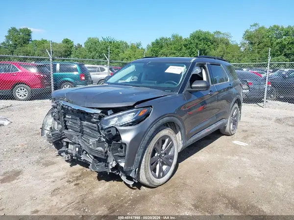 1FMUK8DH2SGA32819 2025 FORD EXPLORER - Image 2