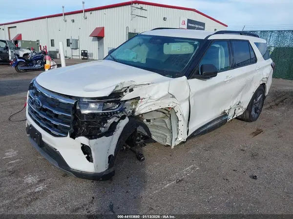 1FMUK8DH2SGA63410 2025 FORD EXPLORER - Image 2