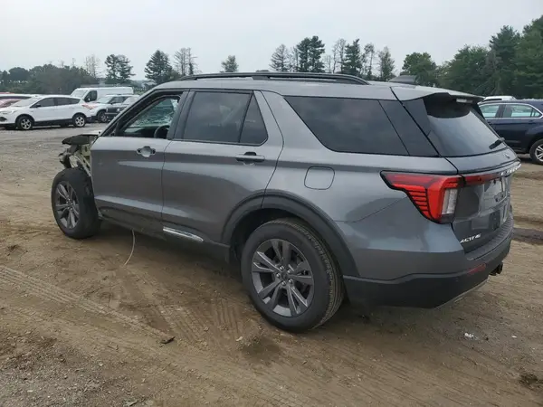 1FMUK8DH2SGA70244 2025 FORD EXPLORER - Image 2