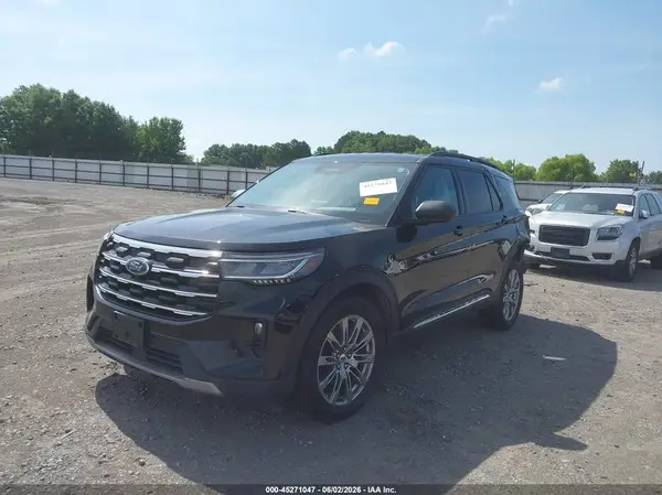 1FMUK8DH2SGA76478 2025 FORD EXPLORER - Image 2