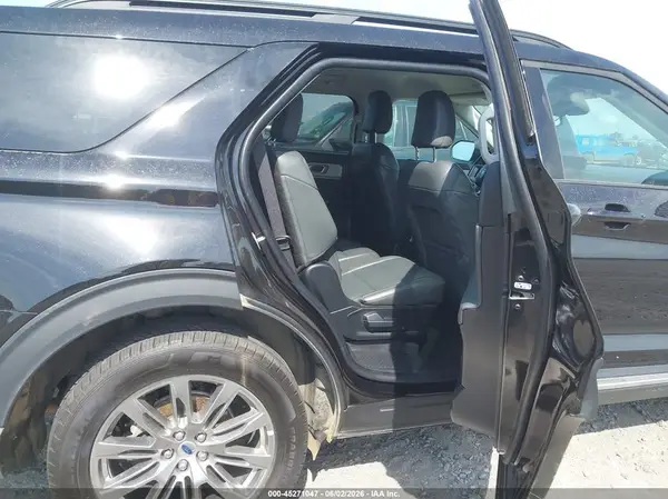 1FMUK8DH2SGA76478 2025 FORD EXPLORER - Image 8