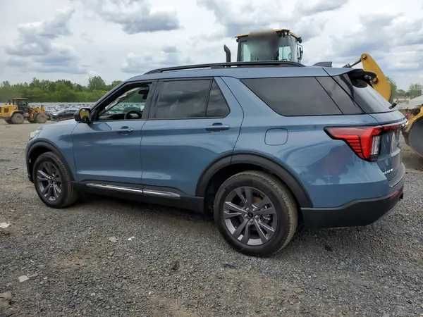 1FMUK8DH2SGB18261 2025 FORD EXPLORER - Image 2