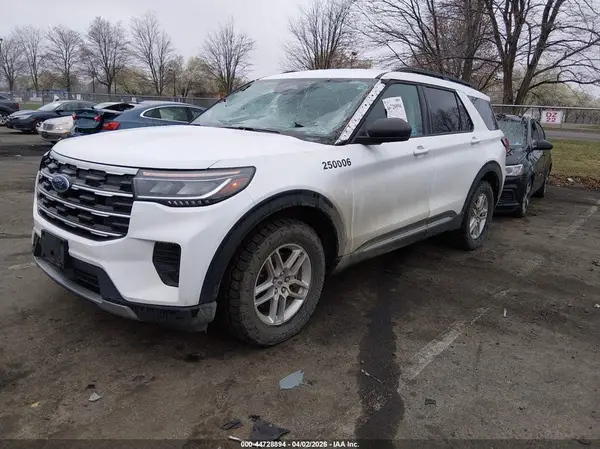 1FMUK8DH2SGB21922 2025 FORD EXPLORER - Image 2