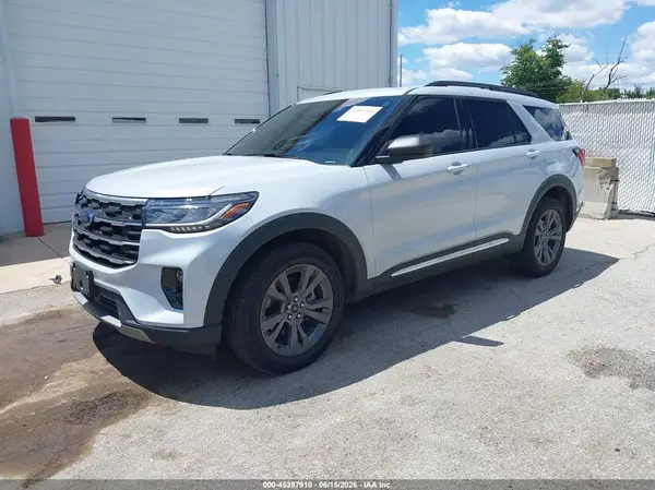 1FMUK8DH2SGC88040 2025 FORD EXPLORER - Image 2