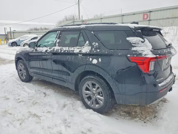 1FMUK8DH2TGA18730 2026 FORD EXPLORER - Image 2