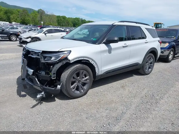 1FMUK8DH2TGA51887 2026 FORD EXPLORER - Image 2