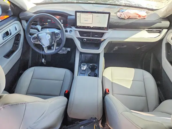 1FMUK8DH2TGA57026 2026 FORD EXPLORER - Image 8