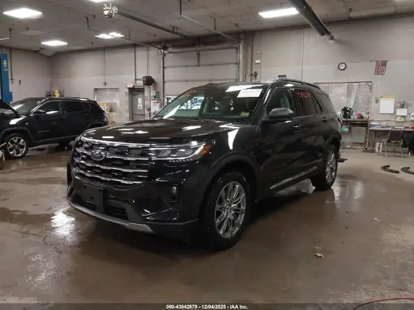 1FMUK8DH3SGA73136 2025 FORD EXPLORER - Image 2