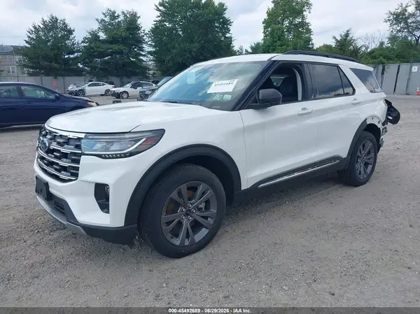 1FMUK8DH3SGB10332 2025 FORD EXPLORER - Image 2