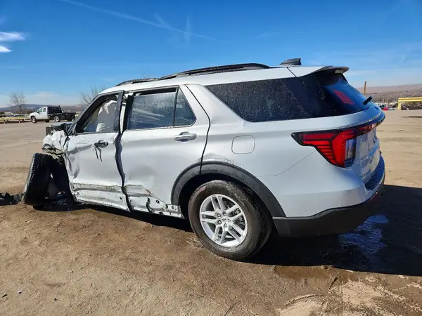 1FMUK8DH3SGC28784 2025 FORD EXPLORER - Image 2