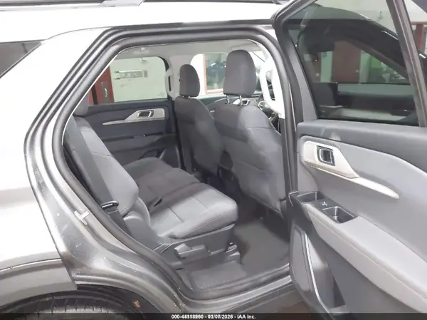 1FMUK8DH3SGC30194 2025 FORD EXPLORER - Image 8