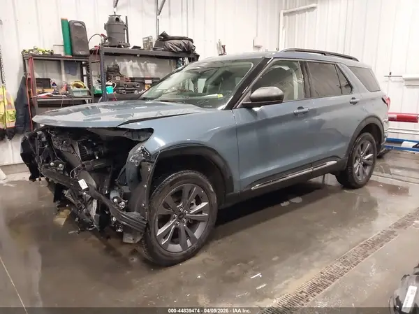 1FMUK8DH3SGC57301 2025 FORD EXPLORER - Image 2