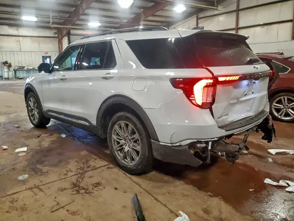 1FMUK8DH3SGC70498 2025 FORD EXPLORER - Image 2