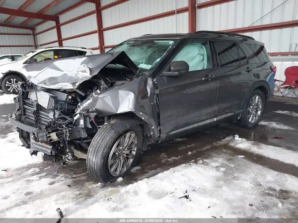 1FMUK8DH4SGA19442 2025 FORD EXPLORER - Image 2