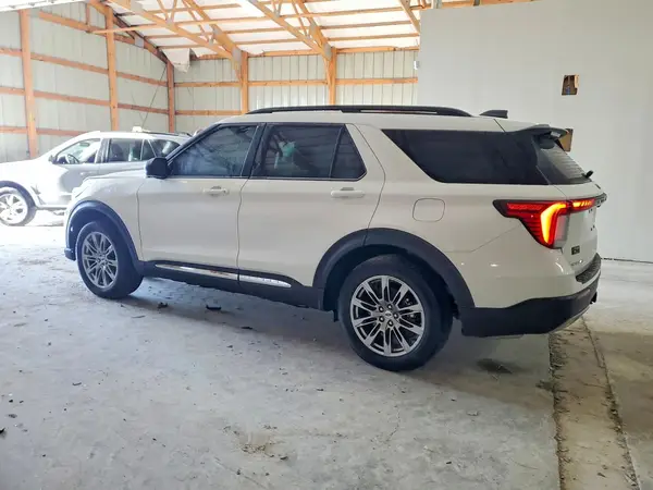 1FMUK8DH4SGA24365 2025 FORD EXPLORER - Image 2