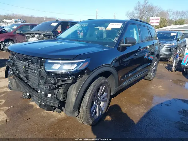 1FMUK8DH4SGA76675 2025 FORD EXPLORER - Image 2