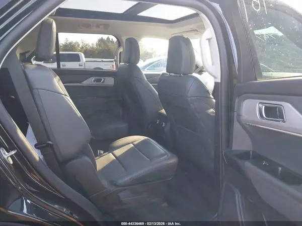 1FMUK8DH4SGA76675 2025 FORD EXPLORER - Image 8