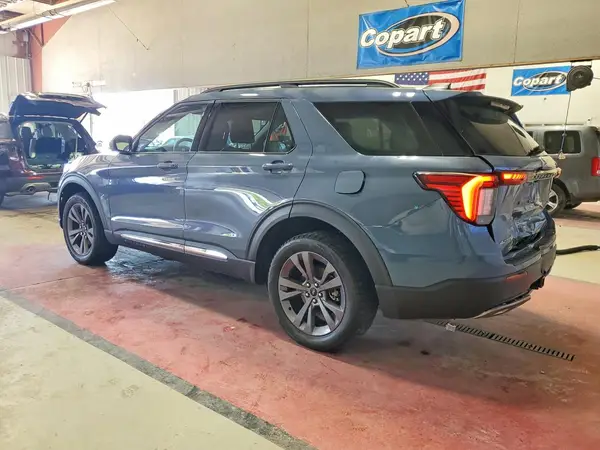1FMUK8DH4SGC89559 2025 FORD EXPLORER - Image 2