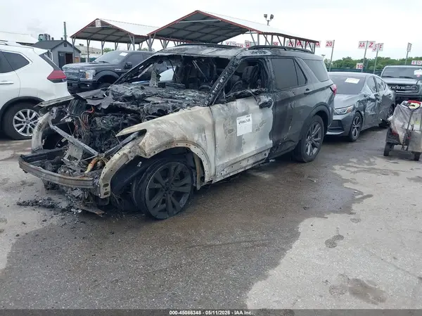 1FMUK8DH5SGA45645 2025 FORD EXPLORER - Image 2