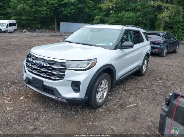 1FMUK8DH5SGB15130 2025 FORD EXPLORER - Image 2