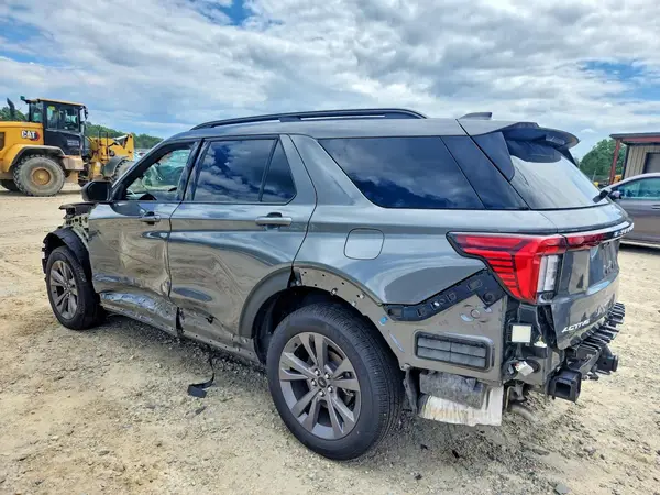 1FMUK8DH5SGC90073 2025 FORD EXPLORER - Image 2