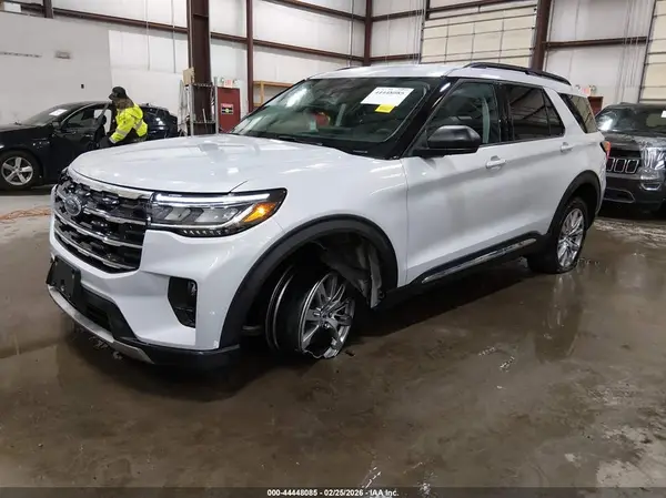 1FMUK8DH5SGD04618 2025 FORD EXPLORER - Image 2