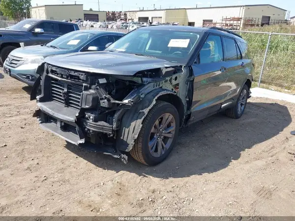 1FMUK8DH6SGA04196 2025 FORD EXPLORER - Image 2