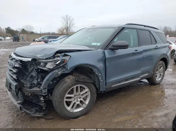 1FMUK8DH6SGA57013 2025 FORD EXPLORER - Image 2