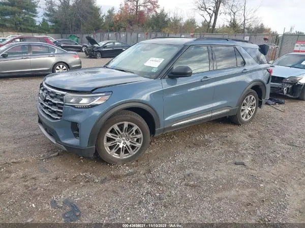 1FMUK8DH6SGB16576 2025 FORD EXPLORER - Image 2