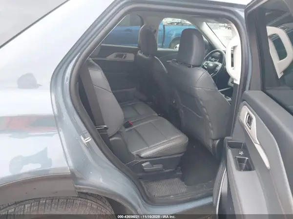 1FMUK8DH6SGB16576 2025 FORD EXPLORER - Image 8