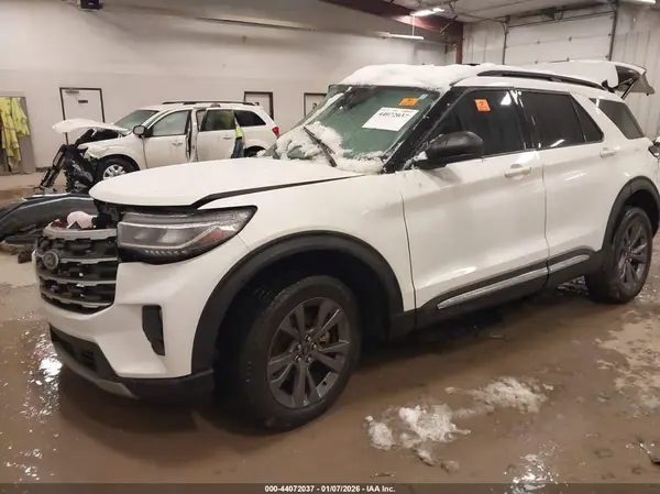 1FMUK8DH6SGB22555 2025 FORD EXPLORER - Image 2