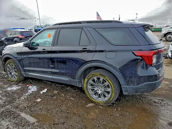 1FMUK8DH7SGA28118 2025 FORD EXPLORER - Image 2