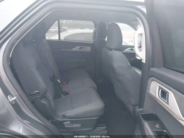 1FMUK8DH7SGA68764 2025 FORD EXPLORER - Image 8
