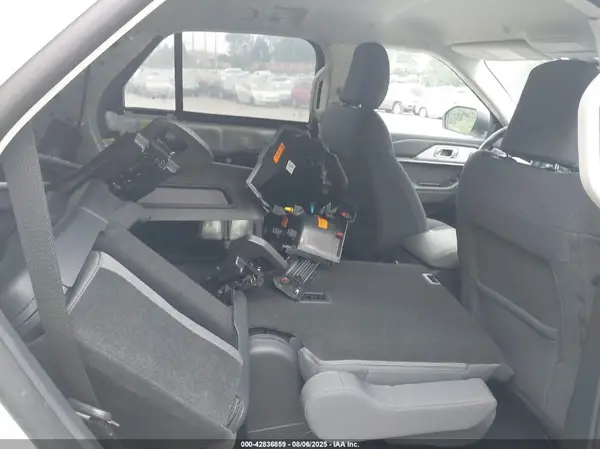 1FMUK8DH7SGB43902 2025 FORD EXPLORER - Image 8
