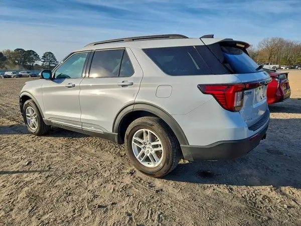 1FMUK8DH7SGC21210 2025 FORD EXPLORER - Image 2