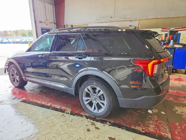 1FMUK8DH8SGA76923 2025 FORD EXPLORER - Image 2