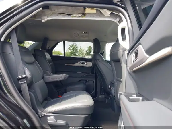 1FMUK8DH8SGB17695 2025 FORD EXPLORER - Image 8