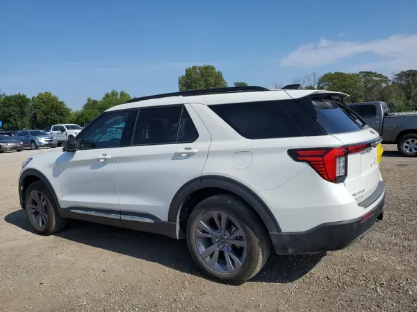 1FMUK8DH9SG00971 2025 FORD EXPLORER - Image 2