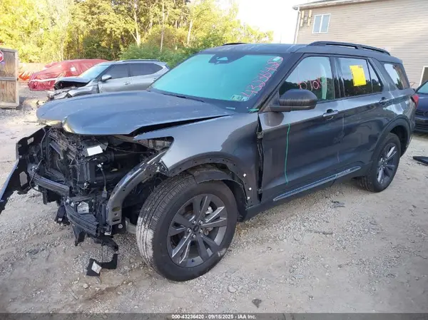 1FMUK8DH9SGA00644 2025 FORD EXPLORER - Image 2