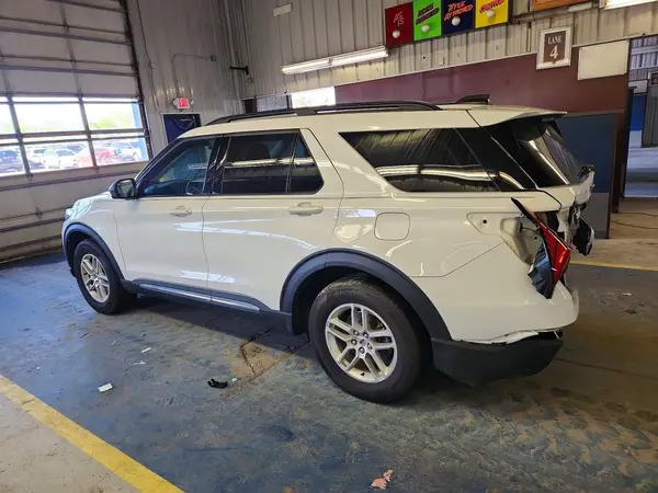 1FMUK8DH9SGA08159 2025 FORD EXPLORER - Image 2