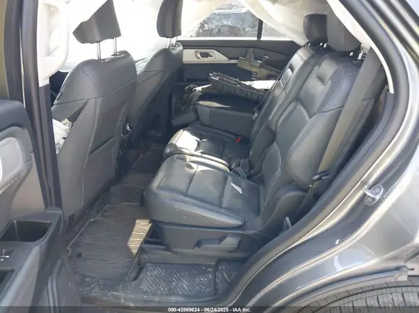 1FMUK8DH9SGA41680 2025 FORD EXPLORER - Image 8