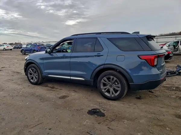 1FMUK8DH9SGA45972 2025 FORD EXPLORER - Image 2