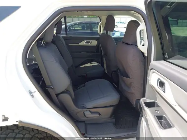 1FMUK8DH9SGB21366 2025 FORD EXPLORER - Image 8